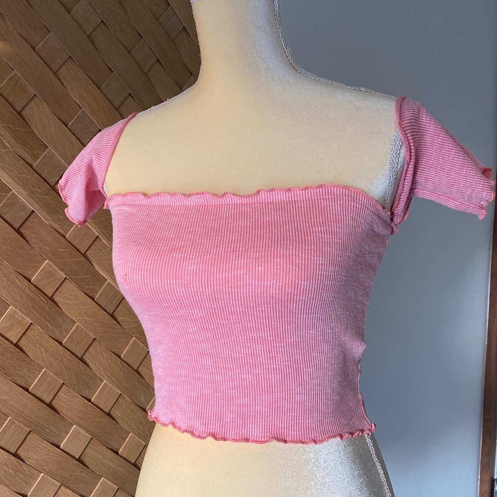 OOTDFash Cropped Pink Off the Shoulder TOP